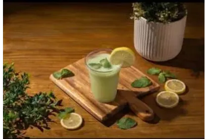 Fresh Lemon Juice with Mint